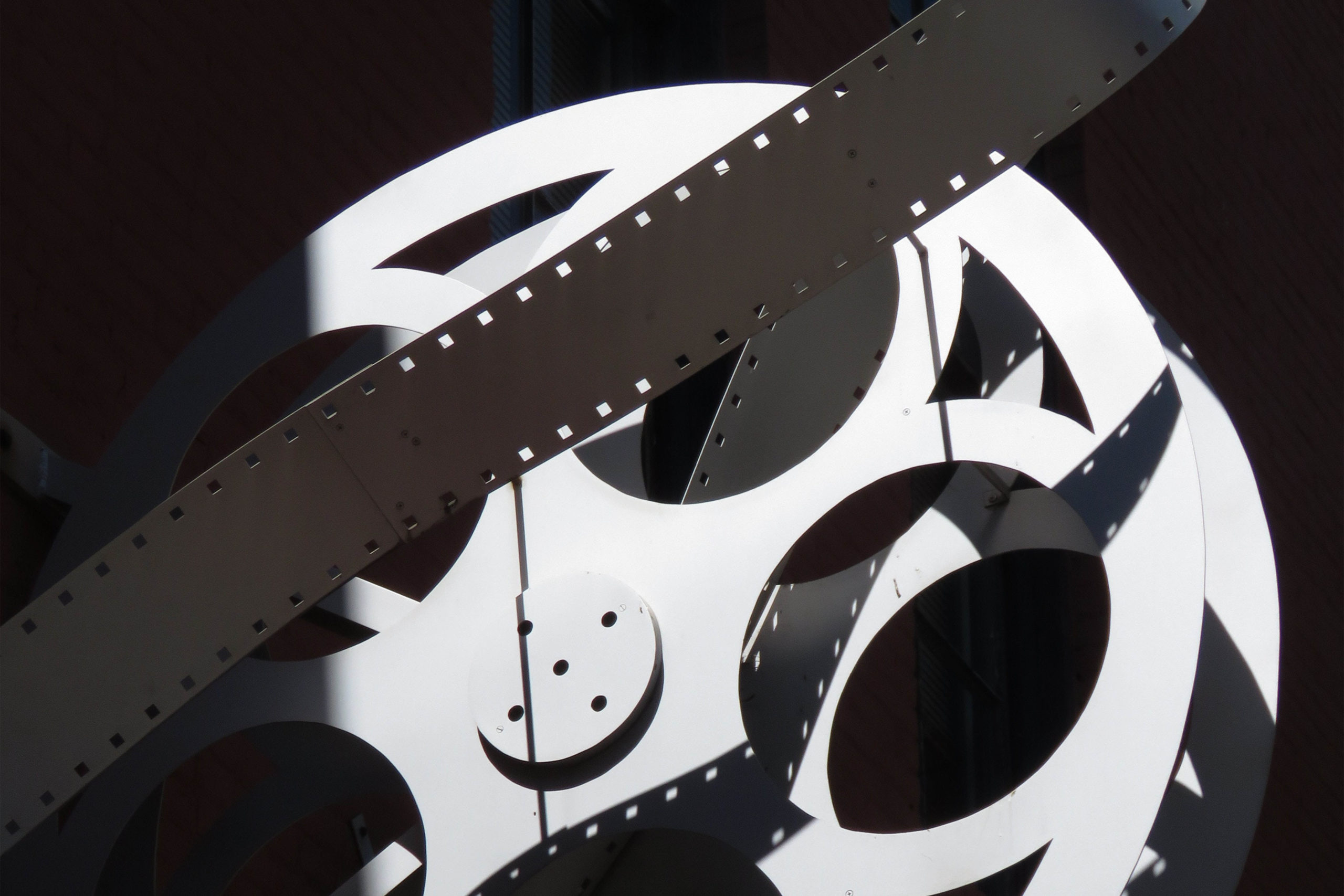 how to edit a movie trailer